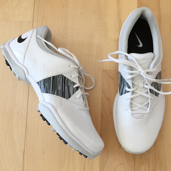 nike gold golf shoes